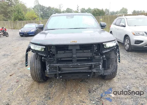 2023 Jeep Grand Cherokee L Limited 4X4 z USA, uszkodzony, nr VIN 1C4RJKBG9P8702355